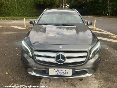 Mercedes-Benz GLA 200 ADVANCE 2015/2015
